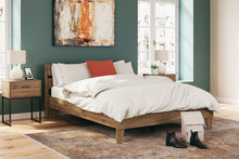 Load image into Gallery viewer, Deanlow Bed - Ego Home Furniture