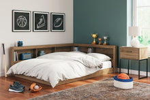 Load image into Gallery viewer, Deanlow Bed - Ego Home Furniture