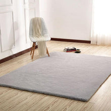 Load image into Gallery viewer, Caparica Silver 5' X 7' Area Rug