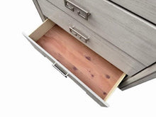 Load image into Gallery viewer, Basilone Chest