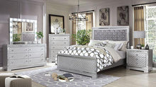 Load image into Gallery viewer, BELLETERRE Chest