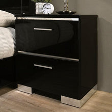 Load image into Gallery viewer, Carlie 4 & 5 Piece Bed Set