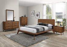 Load image into Gallery viewer, Stathelle E.King Bed