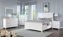 Load image into Gallery viewer, CASTILE Chest, White
