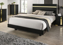 Load image into Gallery viewer, Lillestrom E.King, Queen, Full, & Full Bed Black & White - Ego Home Furniture