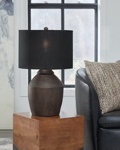 Load image into Gallery viewer, Naareman Lamp Set

