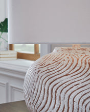 Load image into Gallery viewer, Vien Table Lamp
