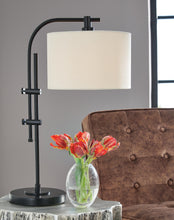 Load image into Gallery viewer, Baronvale Lamp Set - Ego Home Furniture