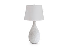 Load image into Gallery viewer, Wyattford Table Lamp - Ego Home Furniture
