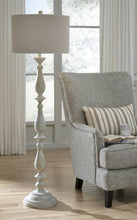 Load image into Gallery viewer, Bernadate Lamp Set