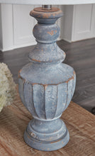 Load image into Gallery viewer, Cylerick Lamp Set