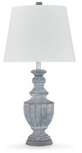 Load image into Gallery viewer, Cylerick Lamp Set