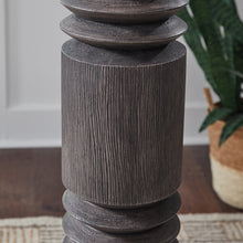 Load image into Gallery viewer, Fainwell Floor Lamp - Ego Home Furniture