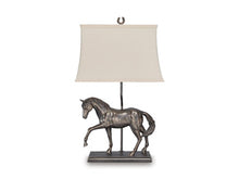 Load image into Gallery viewer, Sandorman Table Lamp