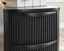 Load image into Gallery viewer, Camdill Chairside End Table