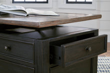 Load image into Gallery viewer, Tyler Creek Occasional Table Set