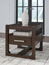 Load image into Gallery viewer, Breckington End Table - Ego Home Furniture