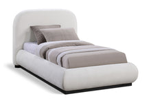 Load image into Gallery viewer, Vaughn - Chenille Bed With Black Base