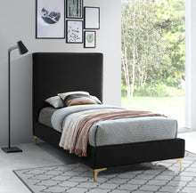 Load image into Gallery viewer, Geri - Bed