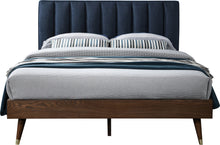 Load image into Gallery viewer, Vance - Bed
