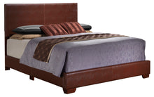 Load image into Gallery viewer, Elegant Platform Bed For Relaxed Spaces