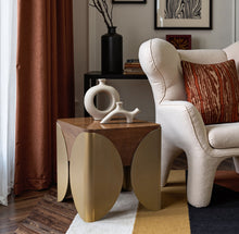 Load image into Gallery viewer, Cazari - Oak Wood And Iron Table