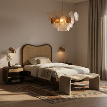 Load image into Gallery viewer, Windsor - Bed