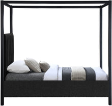 Load image into Gallery viewer, Kelly - Bed