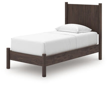 Load image into Gallery viewer, Pamytta - Panel Platform Bed