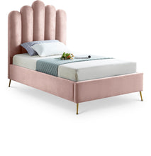 Load image into Gallery viewer, Lily - Bed