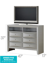 Load image into Gallery viewer, Marilla - Media Chest
