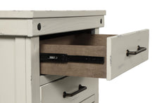 Load image into Gallery viewer, Spruce Creek - Chest