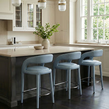 Load image into Gallery viewer, Sylvester - Stool