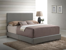 Load image into Gallery viewer, Elegant Platform Bed For Relaxed Spaces