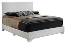 Load image into Gallery viewer, Elegant Platform Bed For Relaxed Spaces
