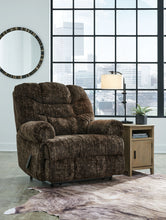 Load image into Gallery viewer, Movie Man - Zero Wall Recliner