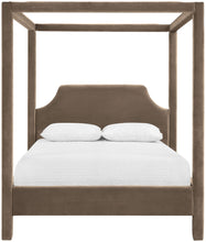 Load image into Gallery viewer, Dawson - Velvet Upholstered Bed