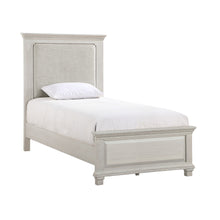 Load image into Gallery viewer, Silver Sands - 3/3 Twin Panel Footboard & Slats - Gray