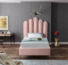 Load image into Gallery viewer, Lily - Bed