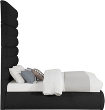 Load image into Gallery viewer, Adam - Boucle Fabric Bed With 89" Headboard