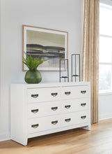 Load image into Gallery viewer, Binterglen - Dresser - White