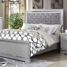 Load image into Gallery viewer, Belleterre Queen Bedroom Set