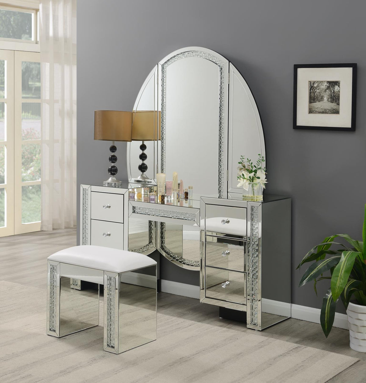 G-305 - Glamour Vanity With Mirror - Silver