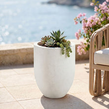 Load image into Gallery viewer, Florique - Indoor / Outdoor Concrete Planter
