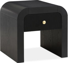 Load image into Gallery viewer, Artisto - End Table