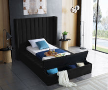 Load image into Gallery viewer, Kiki - Bed