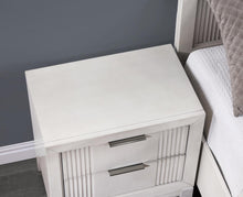 Load image into Gallery viewer, B252 - Nightstand - Beige