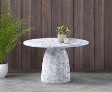 Load image into Gallery viewer, Cosenza - Round Concrete Dining Table