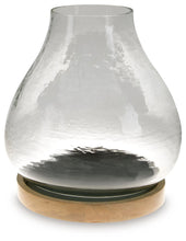 Load image into Gallery viewer, Adalisen - Candle Holder - Clear / Brown
