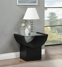 Load image into Gallery viewer, Beverwil - End Table